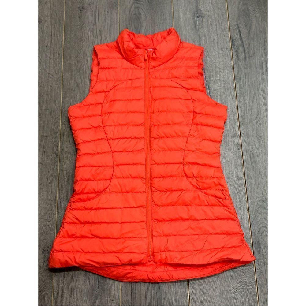 NWOT Lululemon vest sz 4 $$138